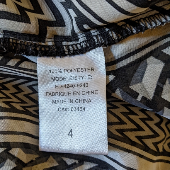 Ricki's Top - Picture 5 of 5